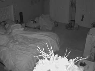 voyeurcam-house-charleys-room