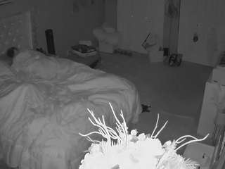 voyeurcam-house-charleys-room