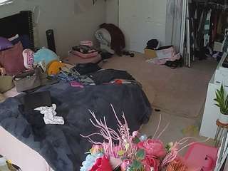voyeurcam-house-charleys-room