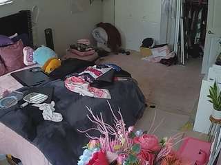 voyeurcam-house-charleys-room