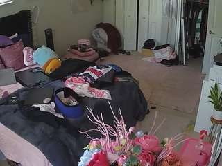 voyeurcam-house-charleys-room