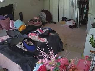 voyeurcam-house-charleys-room