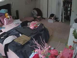 voyeurcam-house-charleys-room