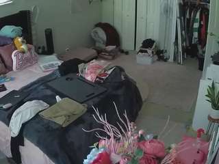 voyeurcam-house-charleys-room