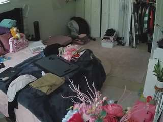 voyeurcam-house-charleys-room