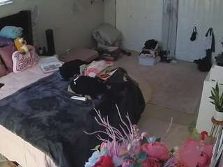 voyeurcam-house-charleys-room
