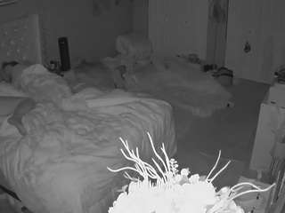 voyeurcam-house-charleys-room