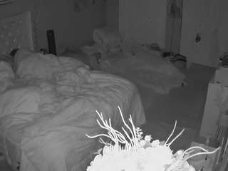 voyeurcam-house-charleys-room