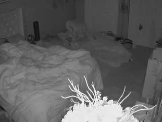 voyeurcam-house-charleys-room