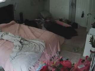 voyeurcam-house-charleys-room