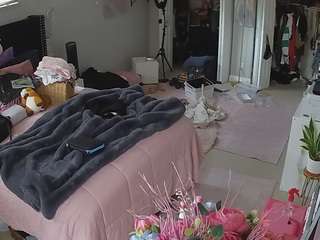 voyeurcam-house-charleys-room