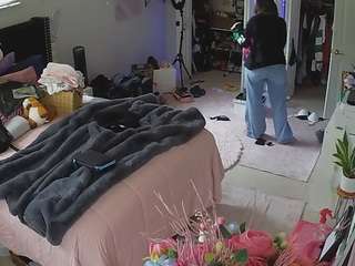 voyeurcam-house-charleys-room