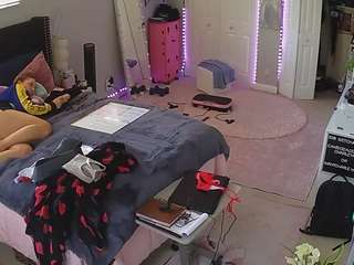 voyeurcam-house-charleys-room