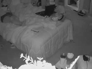 voyeurcam-house-charleys-room