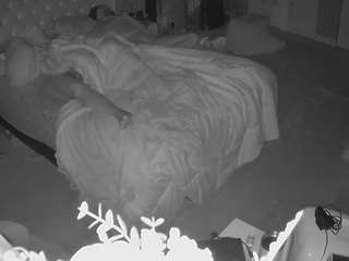 voyeurcam-house-charleys-room