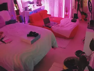 voyeurcam-house-charleys-room's Live Sex Cam Show