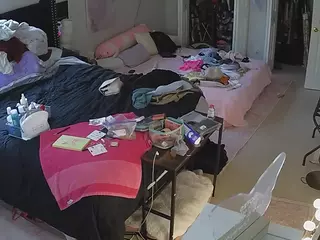 voyeurcam house charleys room's Live Sex Cam Show