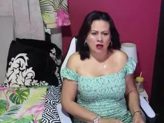 kailykiss's Live Sex Cam Show