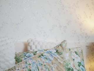 amycarrera's CamSoda show and profile