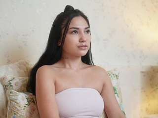 amycarrera's CamSoda show and profile