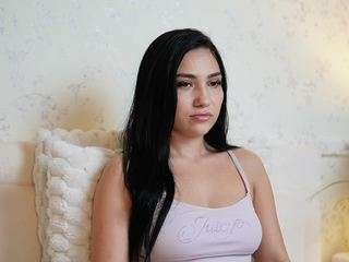 amycarrera