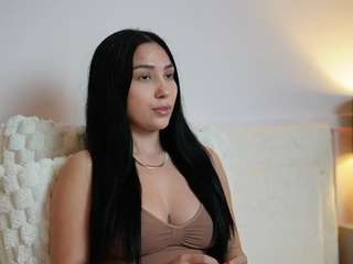 Amy live cam preview