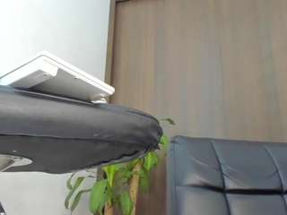 antonella_bigcock01