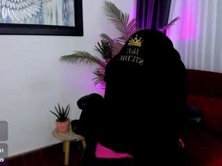  brianaa-hot chat room