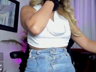brianaa-hot webcam