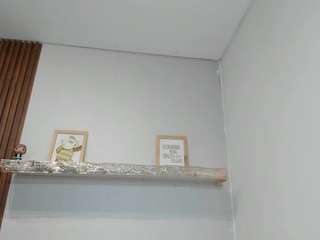 lana-jonnes's CamSoda show and profile