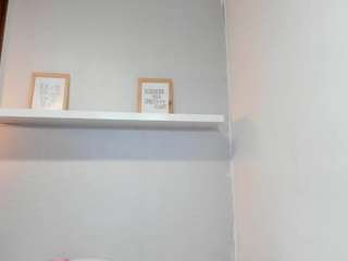 lana-jonnes Live Webcam on CamSoda