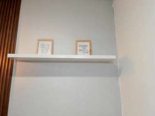 lana-jonnes, female webcam model,  years old, on live webcam