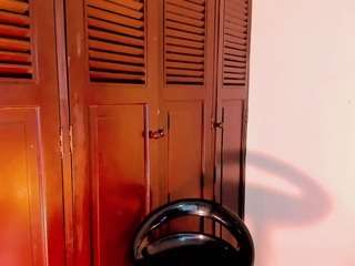 velenxbigass Sex Cam Show