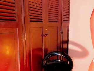 velenxbigass Sex Cam Show