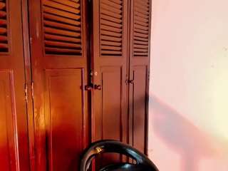 velenxbigass Sex Cam Show