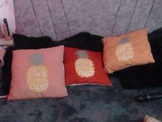 violetta-hot Live Webcam on CamSoda