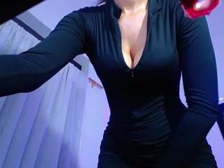 colombianmilf webcam model