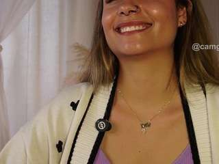 Live webcam model just-gaby18 on Soda Cams