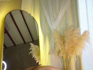 just-gaby18