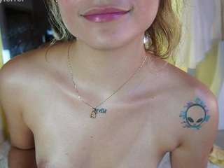 just-gaby18