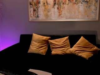 Live Sex Chat with Valeria Roldan (@rileyride)