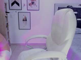 victoria-castillo Live Webcam on CamSoda