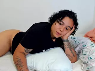 AlexHoly's Live Sex Cam Show