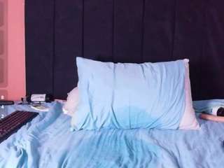 kendrafosteer live cam profile