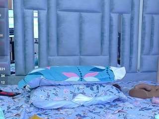 Kendrafosteer live cam preview