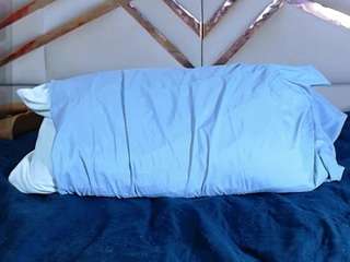 Kendrafosteer live cam preview