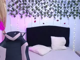 little-athena's Live Sex Cam Show