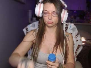 muhriesuh Live Webcam on CamSoda