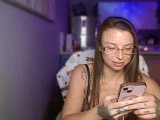 muhriesuh from CamSoda