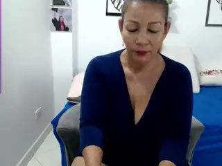 Renata salinas's Live Sex Cam Show